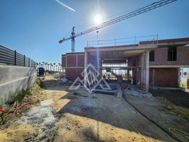 6 soveværelse Villa til salg i La Alcaidesa med swimmingpool garage - € 9.900.000 (Ref: 8799854)