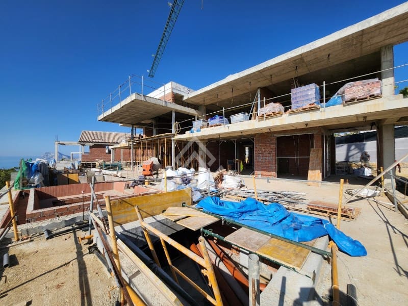 6 soveværelse Villa til salg i La Alcaidesa med swimmingpool garage - € 9.900.000 (Ref: 8799854)