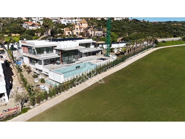 6 Zimmer Villa zu verkaufen in La Alcaidesa mit Pool Garage - 9.900.000 € (Ref: 8799854)