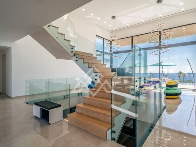 6 Zimmer Villa zu verkaufen in La Alcaidesa mit Pool Garage - 8.900.000 € (Ref: 8799854)