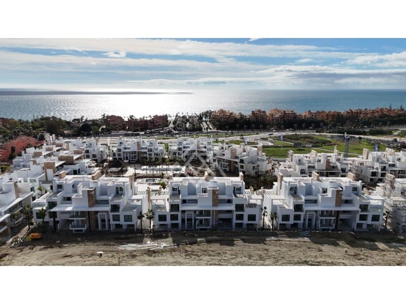 3 chambre Appartement à vendre à Estepona avec piscine - 925 000 € (Ref: 8799856)