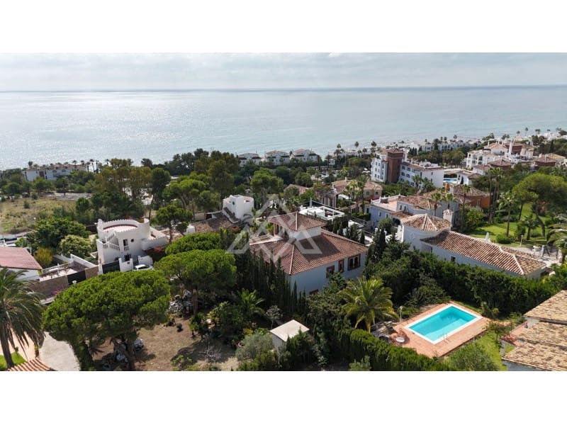 8 sypialnia Willa na sprzedaż w Riviera del Sol z basenem garażem - 1 720 000 € (Ref: 8799857)