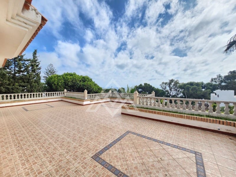 8 sypialnia Willa na sprzedaż w Riviera del Sol z basenem garażem - 1 720 000 € (Ref: 8799857)