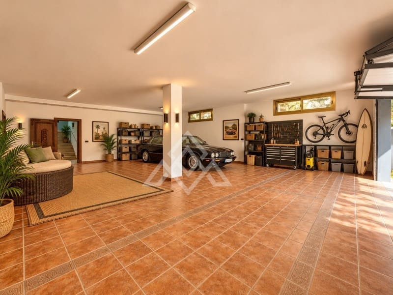 8 sovrum Villa till salu i Mijas med pool garage - 1 720 000 € (Ref: 8799857)