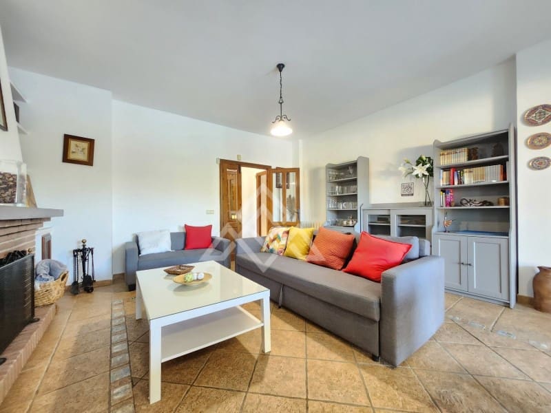 5 sypialnia Willa na sprzedaż w Marbella z basenem - 1 200 000 € (Ref: 8799859)