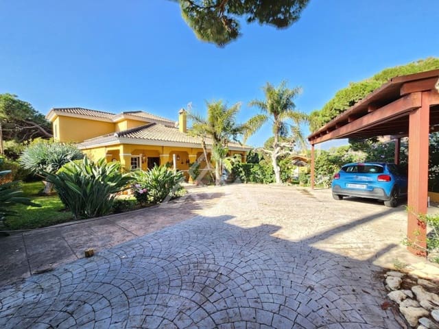 5 sypialnia Willa na sprzedaż w Santa Clara, Marbella z basenem - 1 200 000 € (Ref: 8799859)