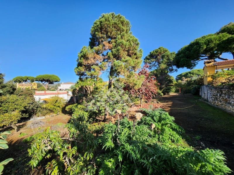 5 sypialnia Willa na sprzedaż w Marbella z basenem - 1 200 000 € (Ref: 8799859)