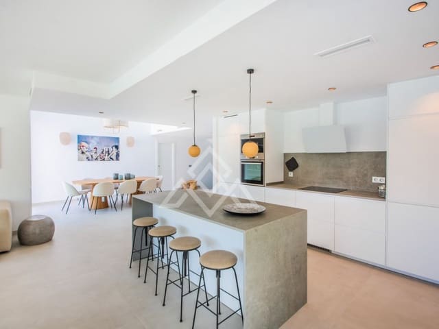 3 soverom Villa til salgs i Ojen med garasje - € 1 600 000 (Ref: 8884381)