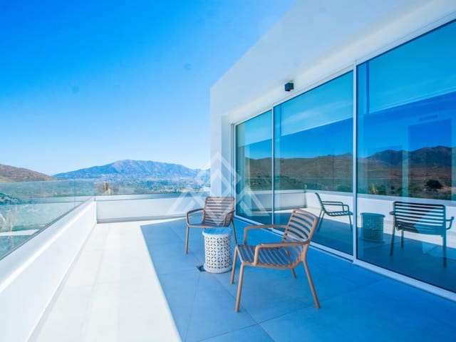 3 soverom Villa til salgs i Ojen med garasje - € 1 600 000 (Ref: 8884381)