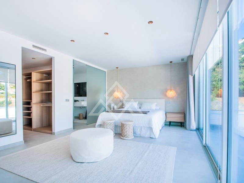 Chalet de 3 habitaciones en Ojen en venta con garaje - 1.600.000 € (Ref: 8884381)