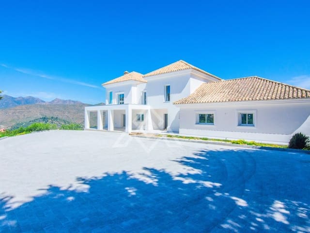4 bedroom Villa for sale in Ojen with garage - € 2,195,000 (Ref: 8884382)