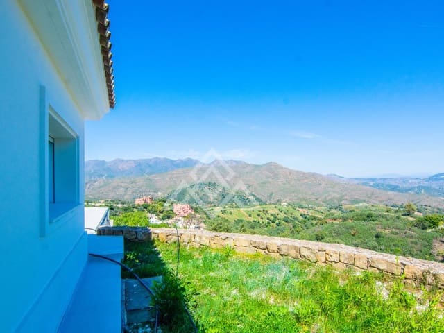 4 bedroom Villa for sale in Ojen with garage - € 2,195,000 (Ref: 8884382)