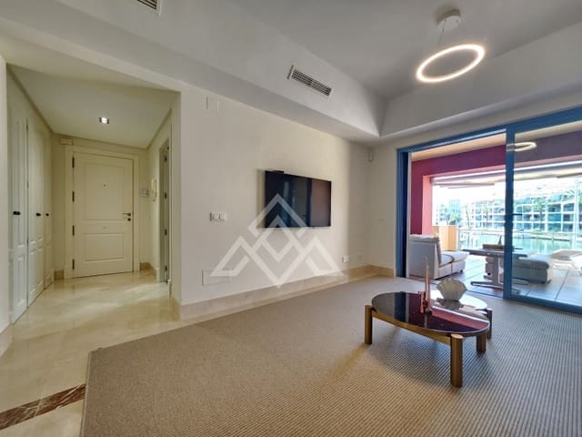 2 camera da letto Appartamento in vendita in Puerto de Sotogrande - La Marina, San Roque con garage - 625.000 € (Rif: 8902488)