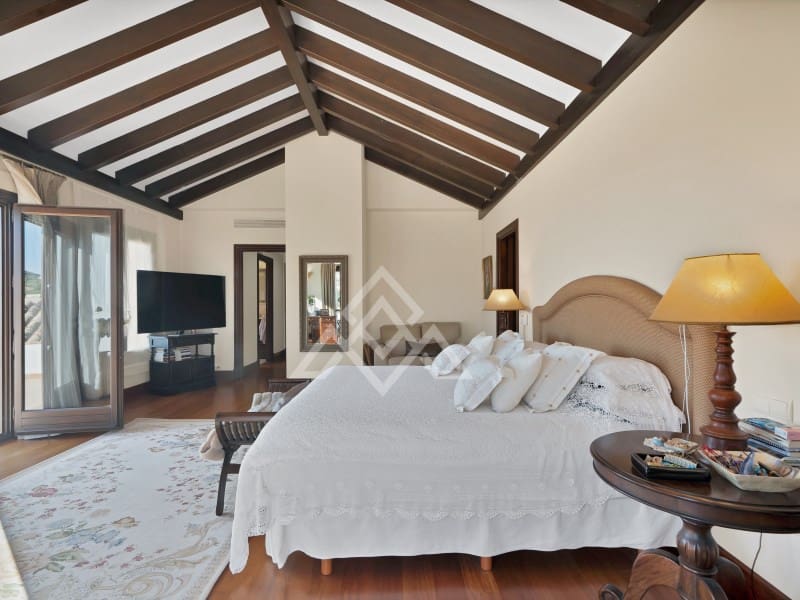 Chalet de 5 habitaciones en Benahavís en venta con garaje - 3.995.000 € (Ref: 8915645)