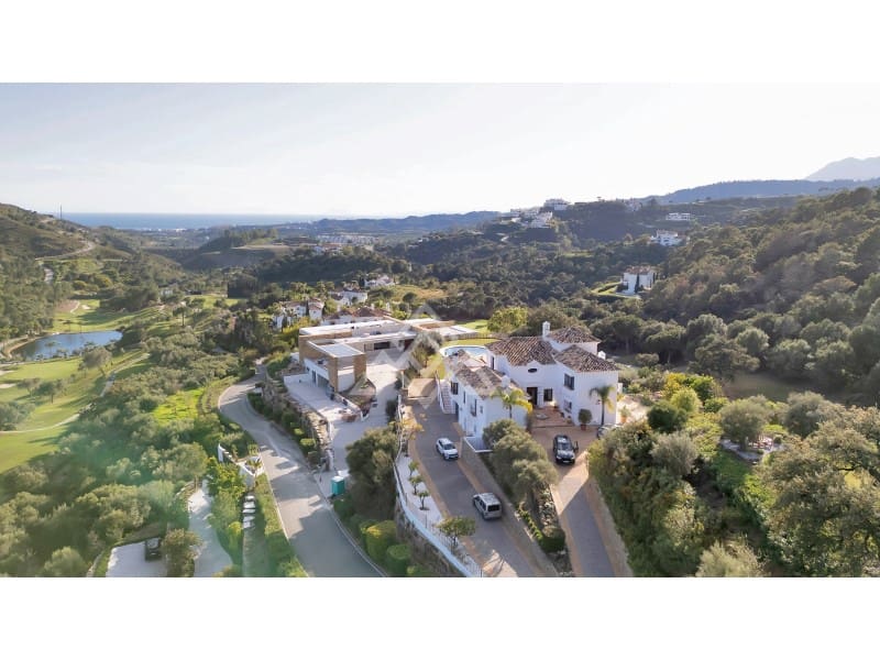 Chalet de 5 habitaciones en Benahavís en venta con garaje - 3.995.000 € (Ref: 8915645)