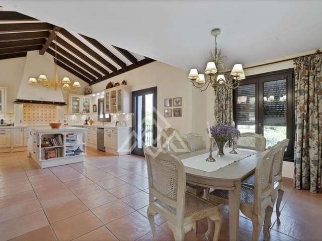 Chalet de 5 habitaciones en Montemayor - Marbella Club, Benahavís en venta con garaje - 3.995.000 € (Ref: 8915645)