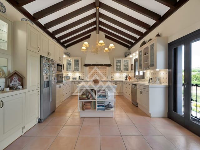 Chalet de 5 habitaciones en Montemayor - Marbella Club, Benahavís en venta con garaje - 3.995.000 € (Ref: 8915645)