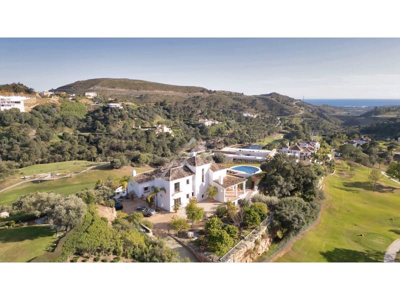 Chalet de 5 habitaciones en Benahavís en venta con garaje - 3.995.000 € (Ref: 8915645)