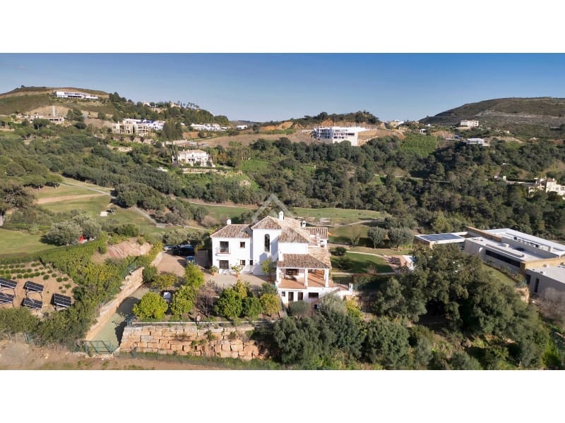 Chalet de 5 habitaciones en Benahavís en venta con garaje - 3.995.000 € (Ref: 8915645)