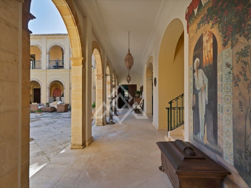 17 sypialnia Willa na sprzedaż w New Golden Mile z garażem - 34 000 000 € (Ref: 8941547)