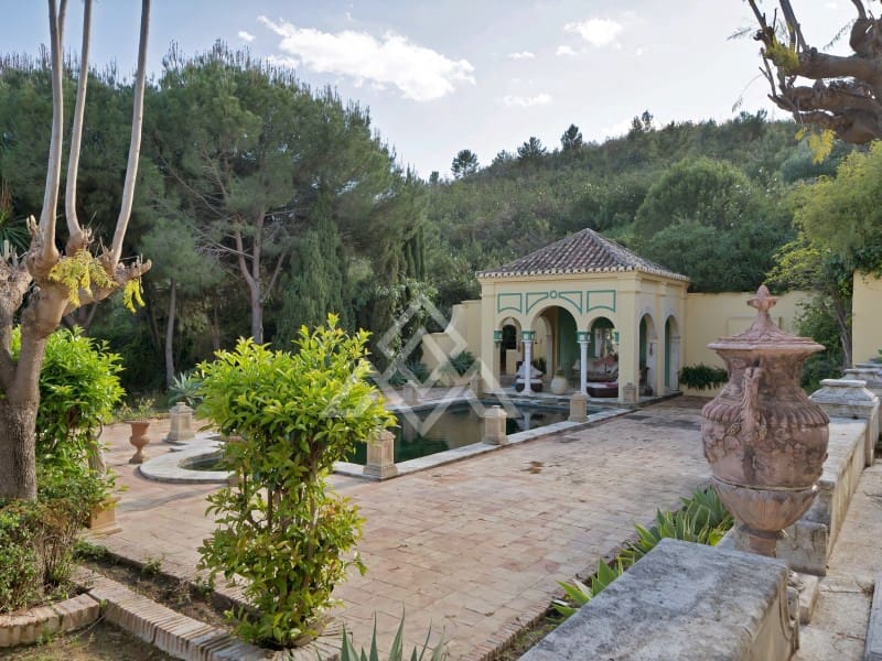 17 sypialnia Willa na sprzedaż w New Golden Mile z garażem - 34 000 000 € (Ref: 8941547)