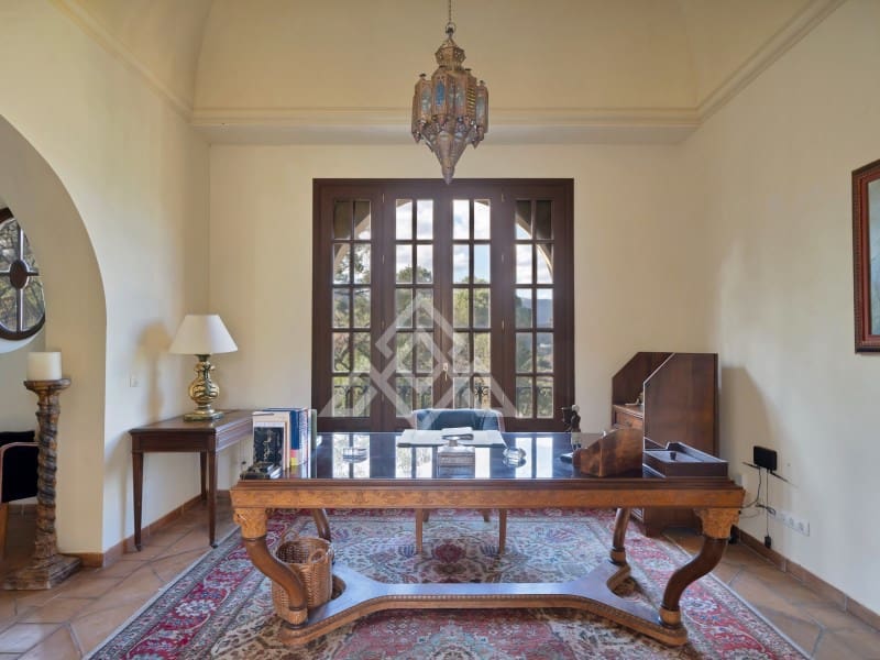 17 sypialnia Willa na sprzedaż w New Golden Mile z garażem - 34 000 000 € (Ref: 8941547)