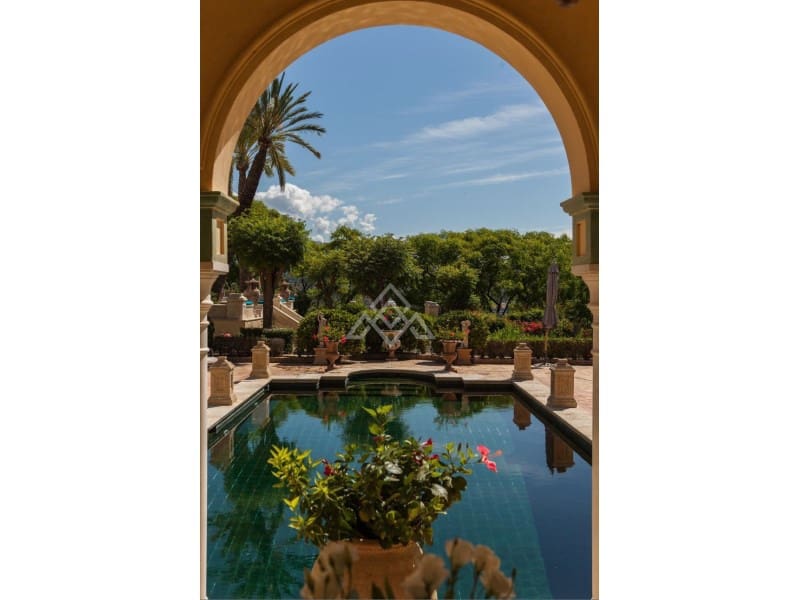 17 sypialnia Willa na sprzedaż w New Golden Mile z garażem - 34 000 000 € (Ref: 8941547)