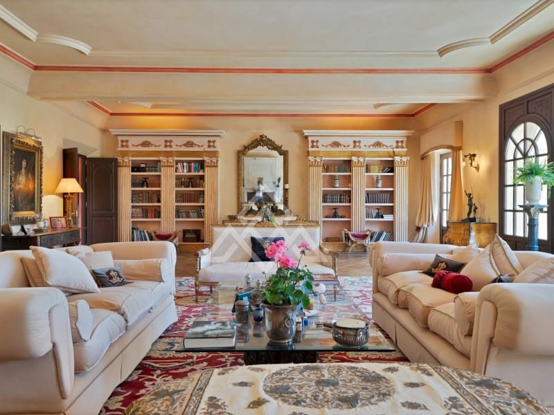 17 sypialnia Willa na sprzedaż w New Golden Mile z garażem - 34 000 000 € (Ref: 8941547)