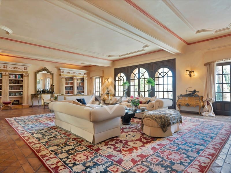 17 sypialnia Willa na sprzedaż w New Golden Mile z garażem - 34 000 000 € (Ref: 8941547)