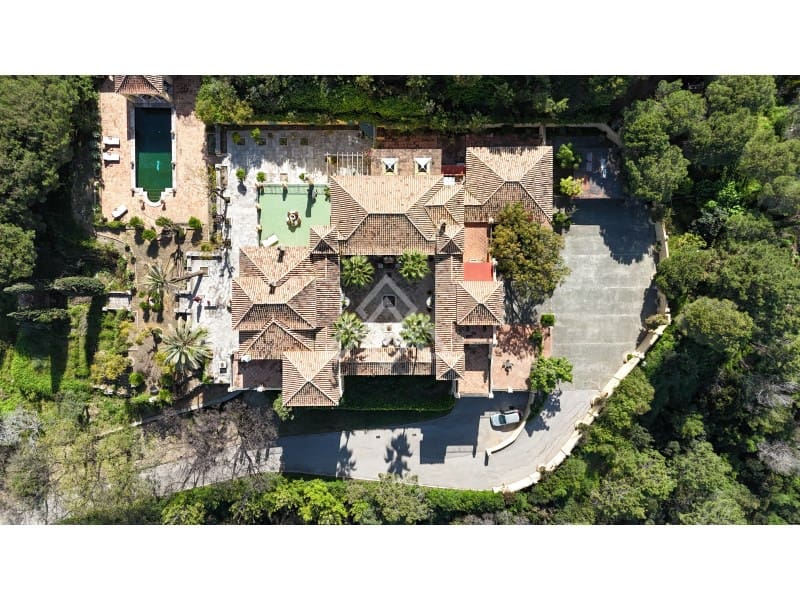 17 sypialnia Willa na sprzedaż w New Golden Mile z garażem - 34 000 000 € (Ref: 8941547)