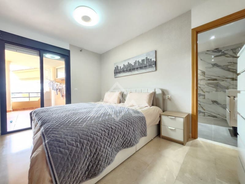 4 soveværelse Penthouse til salg i Fuengirola med garage - € 595.000 (Ref: 8944285)