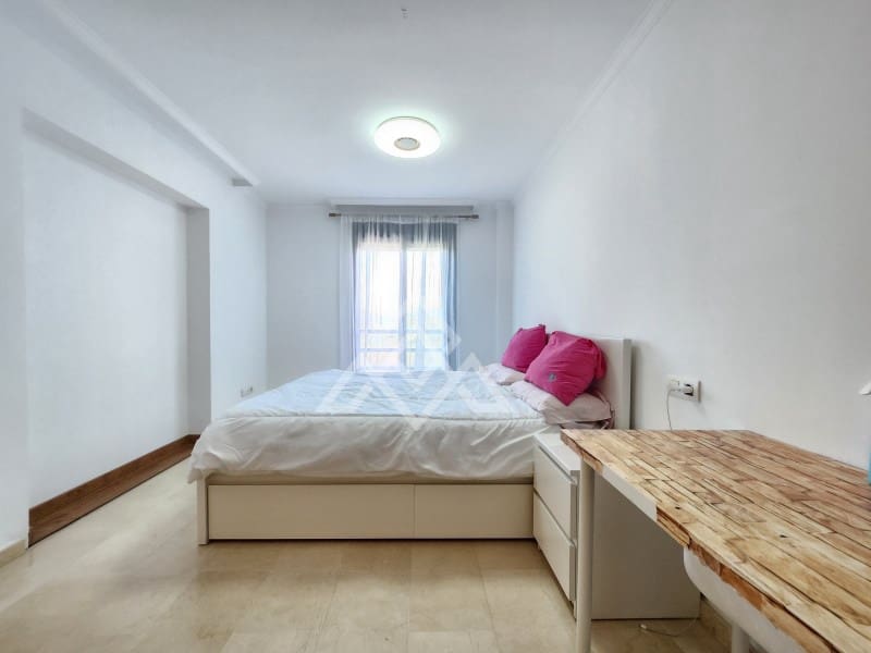4 soveværelse Penthouse til salg i Fuengirola med garage - € 595.000 (Ref: 8944285)
