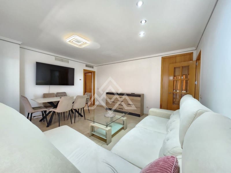 4 soveværelse Penthouse til salg i Fuengirola med garage - € 595.000 (Ref: 8944285)