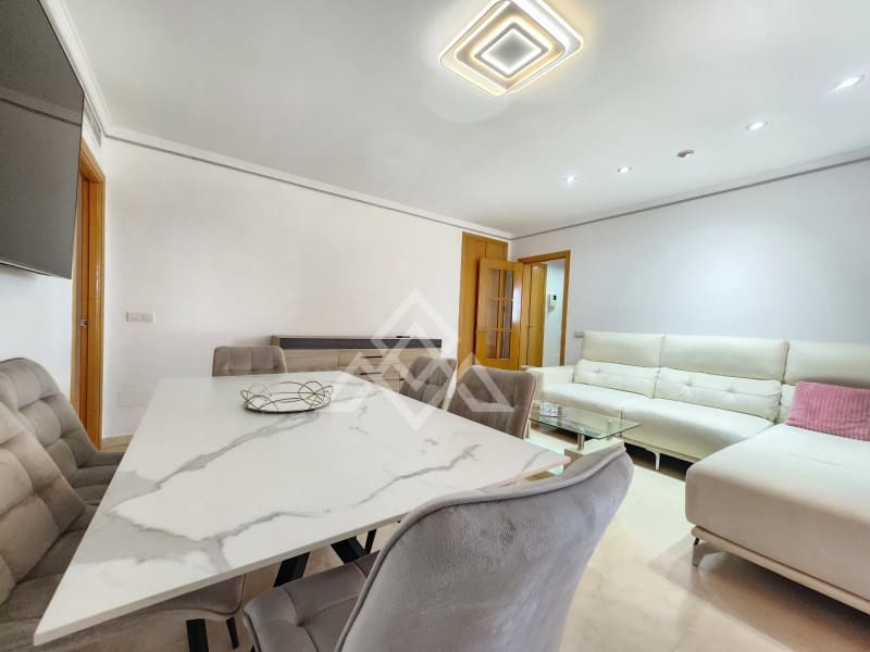 4 soveværelse Penthouse til salg i Fuengirola med garage - € 595.000 (Ref: 8944285)