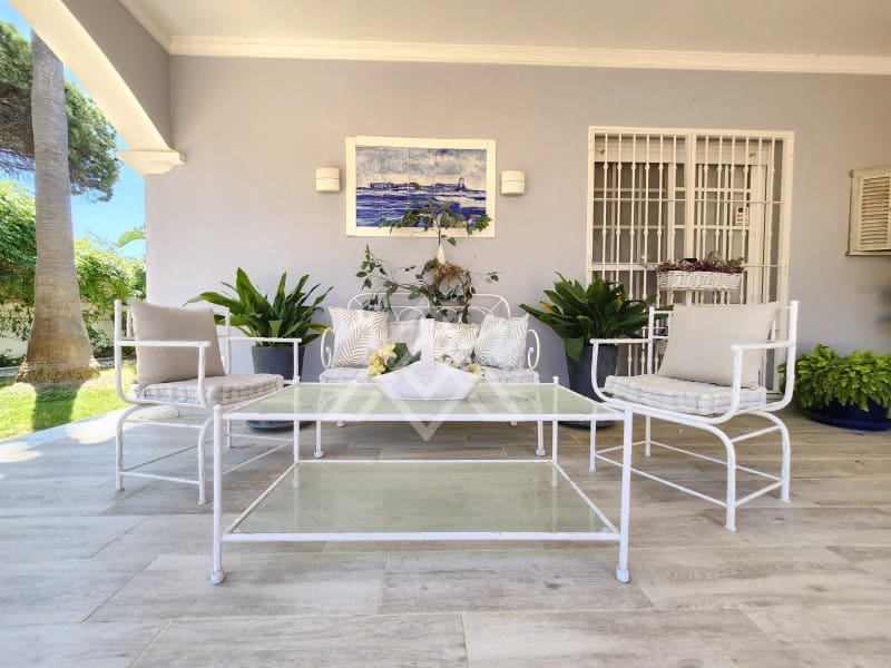 3 soverom Villa til salgs i Chiclana de la Frontera med garasje - € 800 000 (Ref: 8954662)