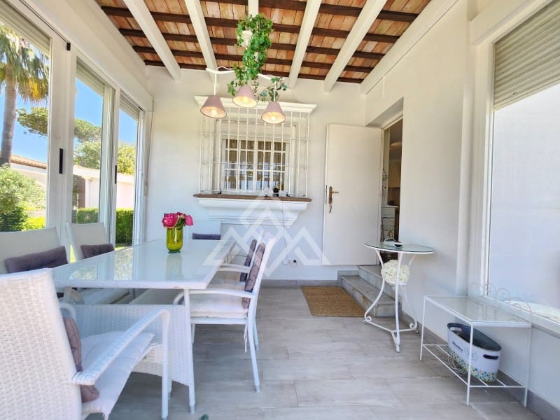 3 soverom Villa til salgs i Chiclana de la Frontera med garasje - € 800 000 (Ref: 8954662)