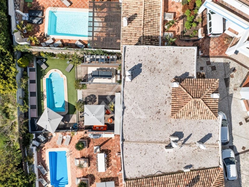 5 soveværelse Byhus til salg i La Quinta med garage - € 1.095.000 (Ref: 8954663)