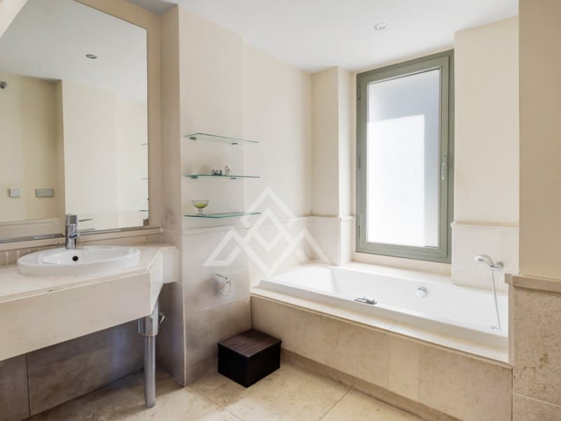 3 slaapkamer Penthouse te koop in Los Flamingos met garage - € 1.100.000 (Ref: 8954664)