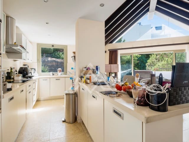 3 slaapkamer Penthouse te koop in Los Flamingos, Benahavís met garage - € 1.100.000 (Ref: 8954664)