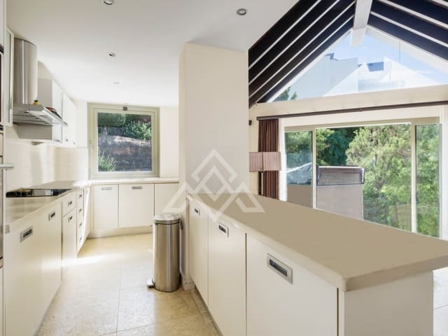 3 slaapkamer Penthouse te koop in Los Flamingos, Benahavís met garage - € 1.100.000 (Ref: 8954664)