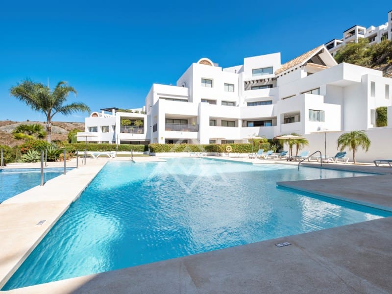 3 slaapkamer Penthouse te koop in Los Flamingos met garage - € 1.100.000 (Ref: 8954664)