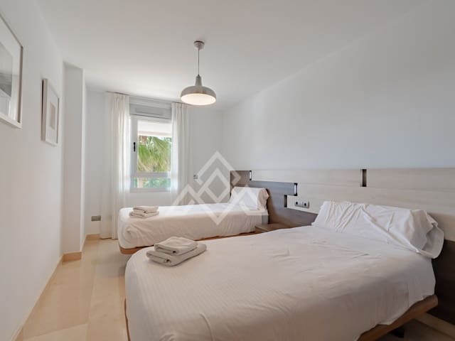 3 makuuhuone Huoneisto myytävänä paikassa Nueva Alcántara, Marbella mukana 
autotalli - 775 000 € (Ref: 8954665)