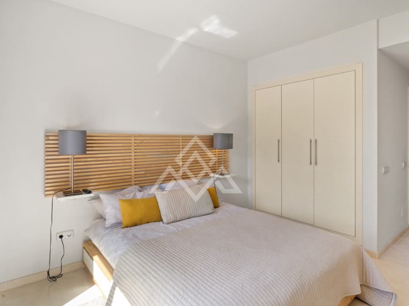 2 soverom Leilighet til salgs i Casares med garasje - € 390 000 (Ref: 8954666)