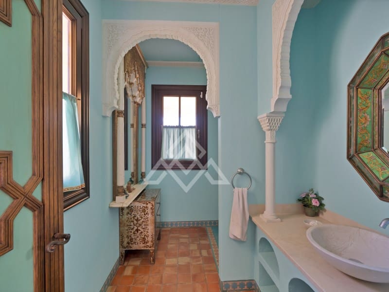 7 soveværelse Villa til salg i Benahavis med garage - € 4.750.000 (Ref: 8957934)