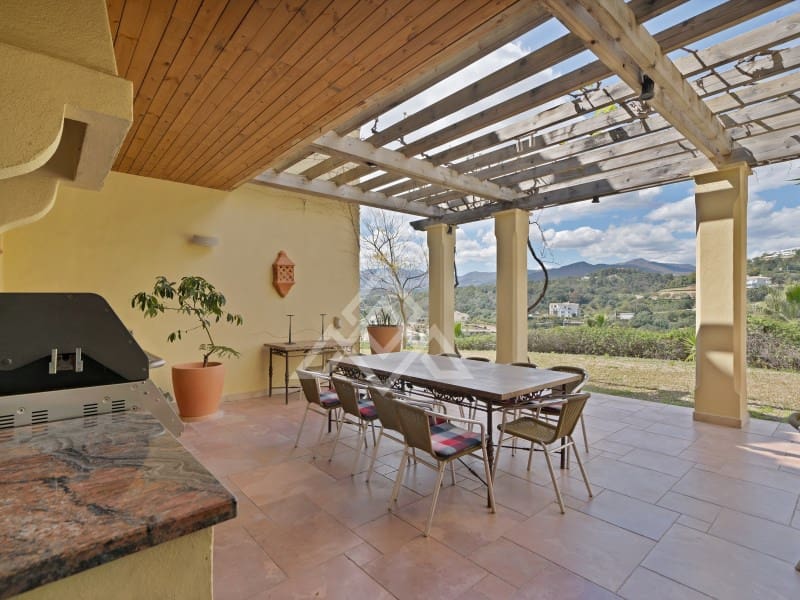 7 soveværelse Villa til salg i Benahavis med garage - € 4.750.000 (Ref: 8957934)