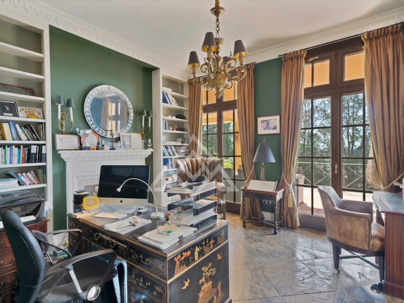 7 soveværelse Villa til salg i Benahavis med garage - € 4.750.000 (Ref: 8957934)