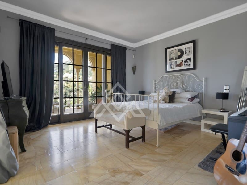 7 soveværelse Villa til salg i Benahavis med garage - € 4.750.000 (Ref: 8957934)