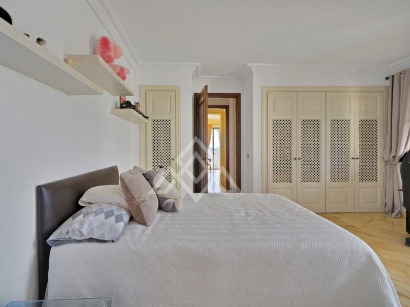 7 soveværelse Villa til salg i Benahavis med garage - € 4.750.000 (Ref: 8957934)