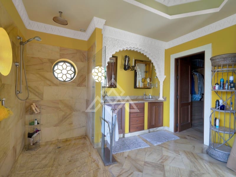 7 soveværelse Villa til salg i Benahavis med garage - € 4.750.000 (Ref: 8957934)