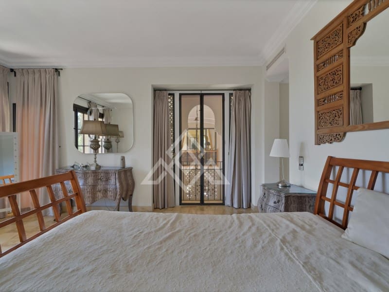 7 soveværelse Villa til salg i Benahavis med garage - € 4.750.000 (Ref: 8957934)